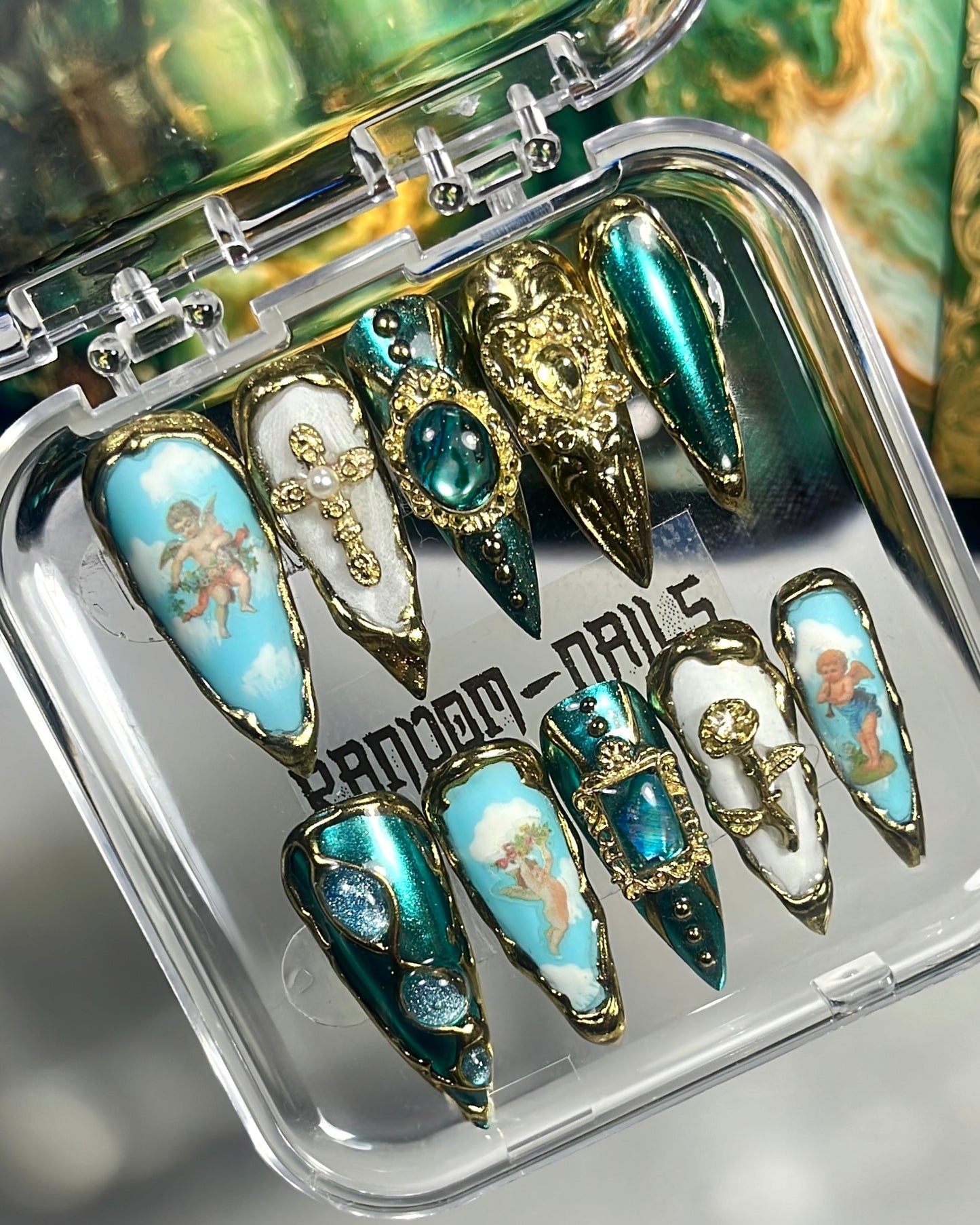 Luxury vintage angels