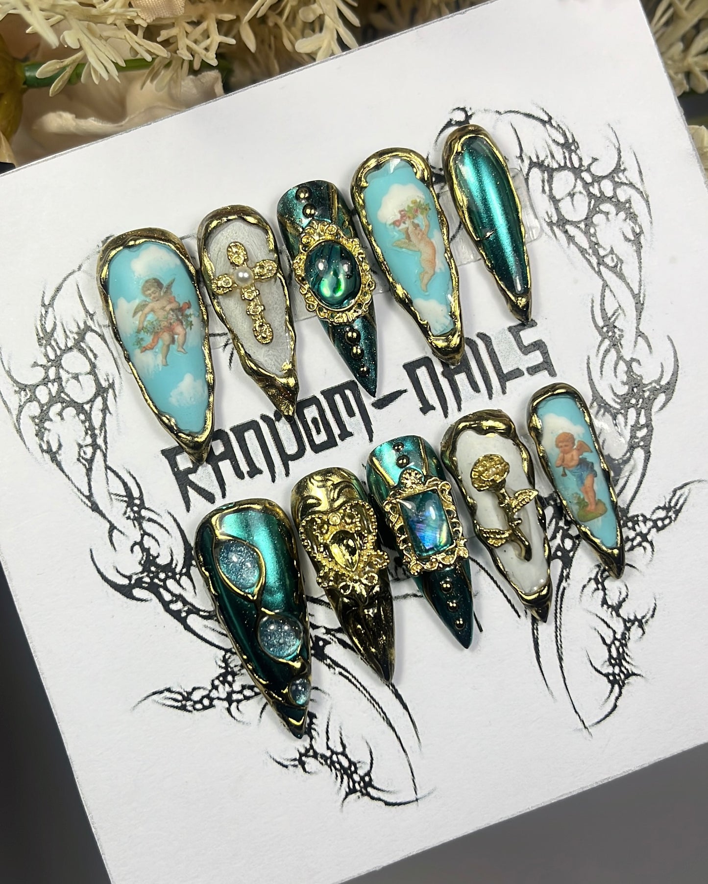 Luxury vintage angels